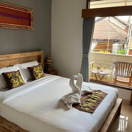 Yastra Yana Homestay Убуд Екстериор снимка
