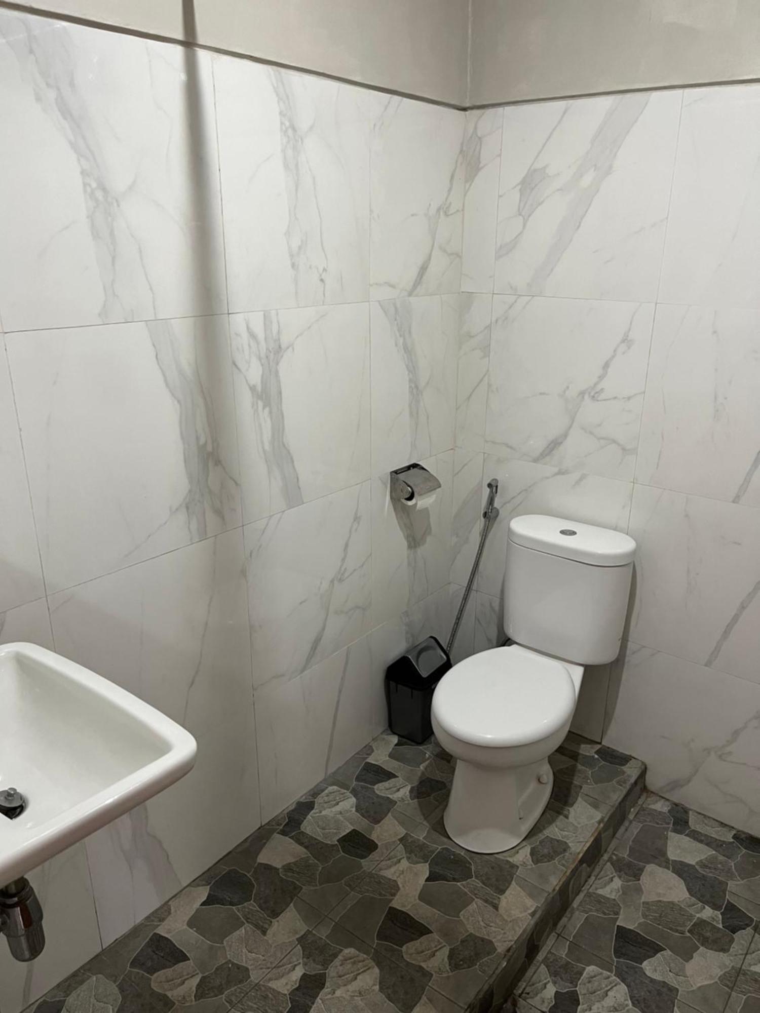 Yastra Yana Homestay Убуд Екстериор снимка