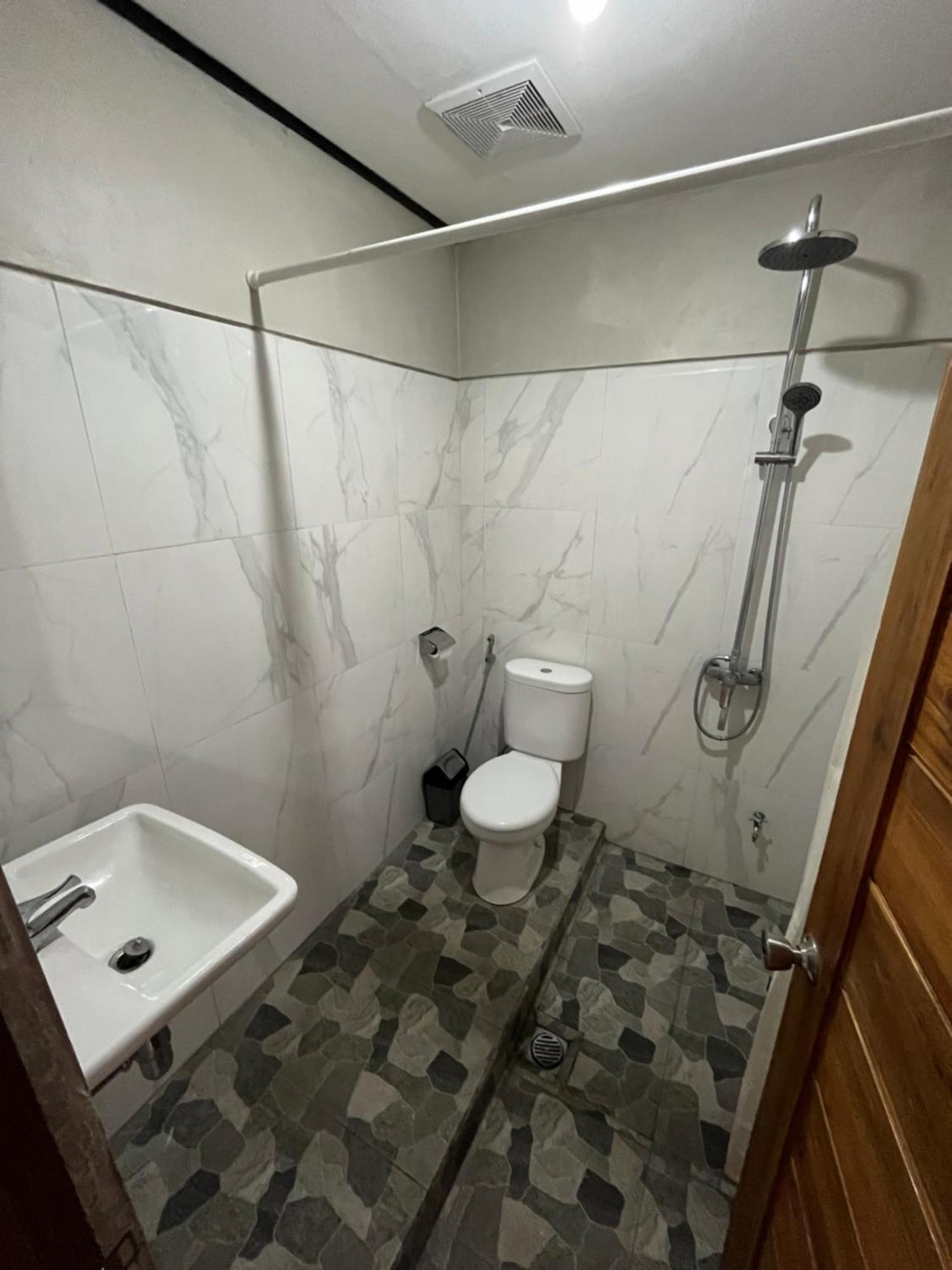 Yastra Yana Homestay Убуд Екстериор снимка